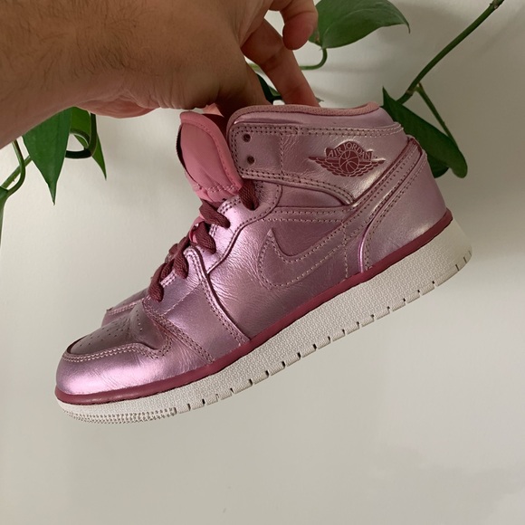 Nike Air Jordan 1 Mid Pink Sneakers - Picture 4 of 10